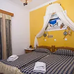 Golden Star Hotel