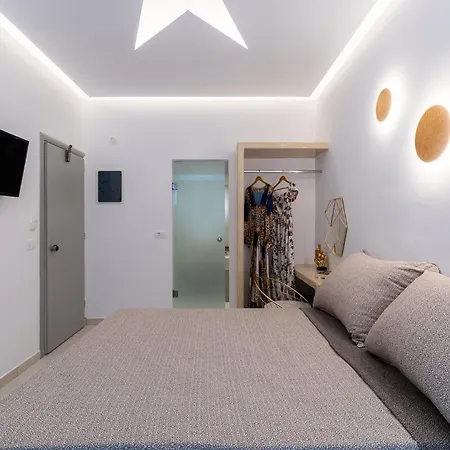 Golden Star Hotel