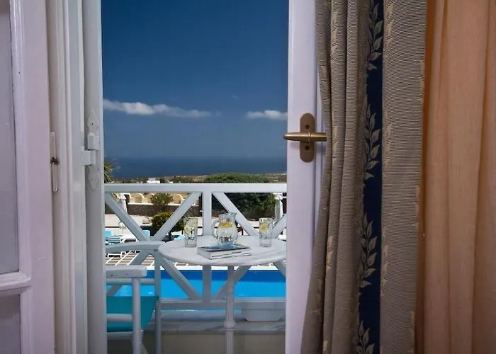 Ξενοδοχείο Golden Star Φηρά