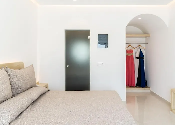 Ξενοδοχείο Golden Star Φηρά