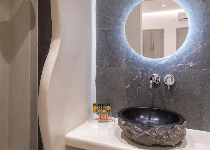 Ξενοδοχείο Golden Star Φηρά