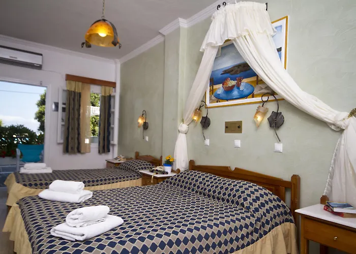 Golden Star Φηρά