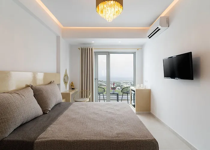 Ξενοδοχείο Golden Star Φηρά