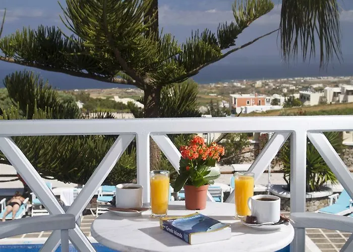 Ξενοδοχείο Golden Star Φηρά