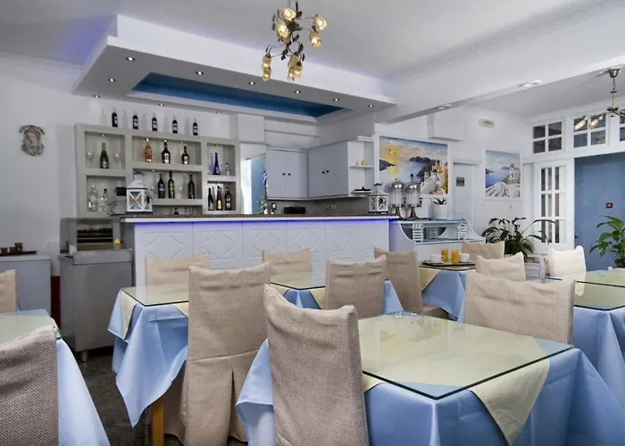 Ξενοδοχείο Golden Star 2*