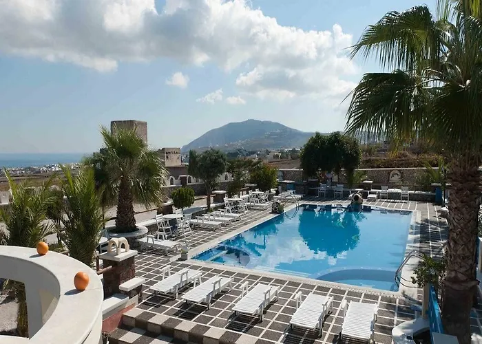 Golden Star 2* Φηρά